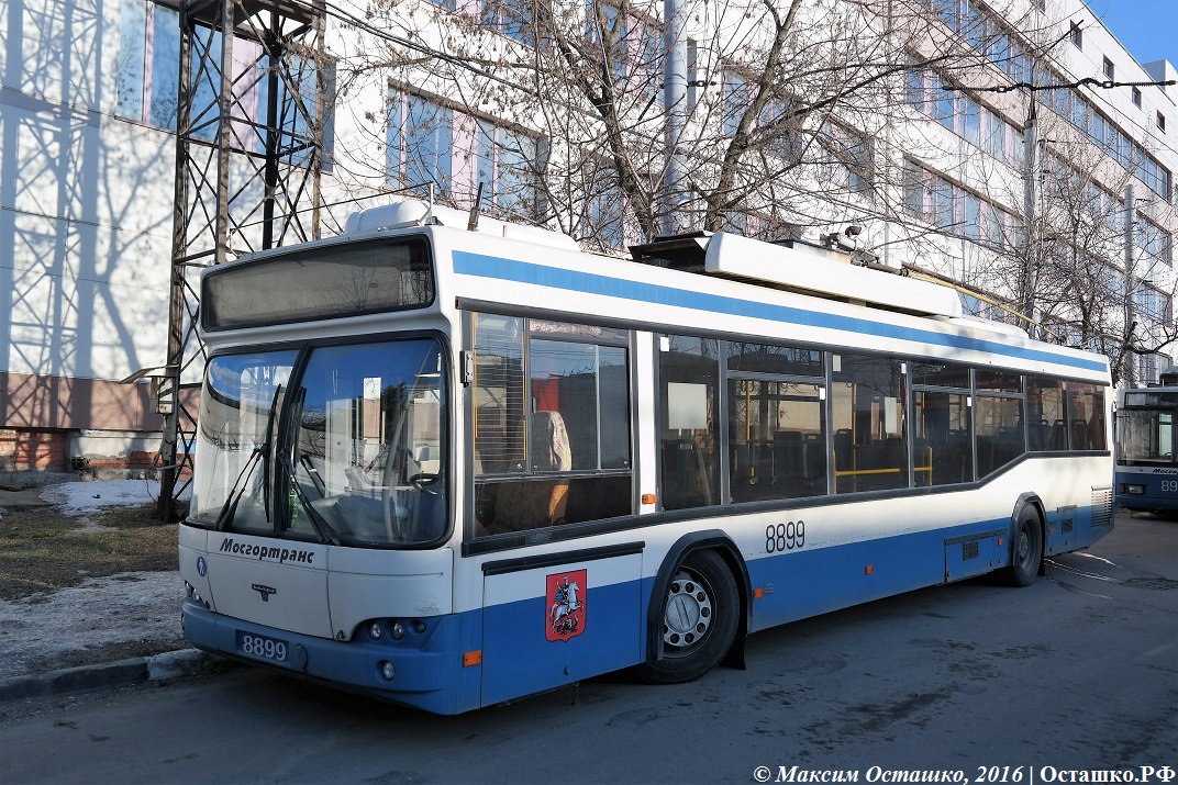 Москва, СВАРЗ-МАЗ-6235.00 № 8899