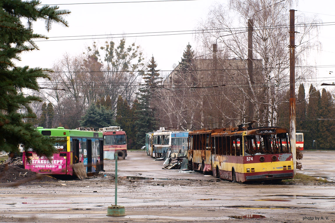 Львов, Škoda 14Tr11/6 № 574