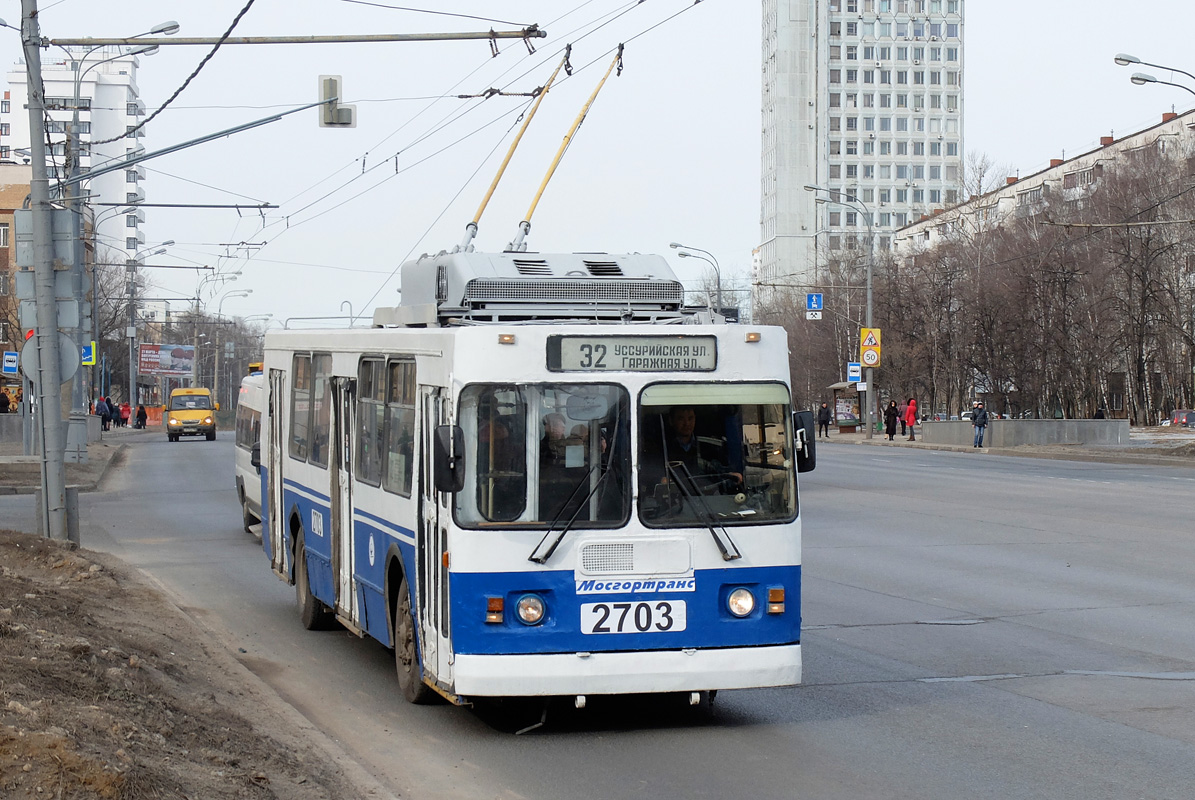 Москва, ЗиУ-682ГМ1 (с широкой передней дверью) № 2703