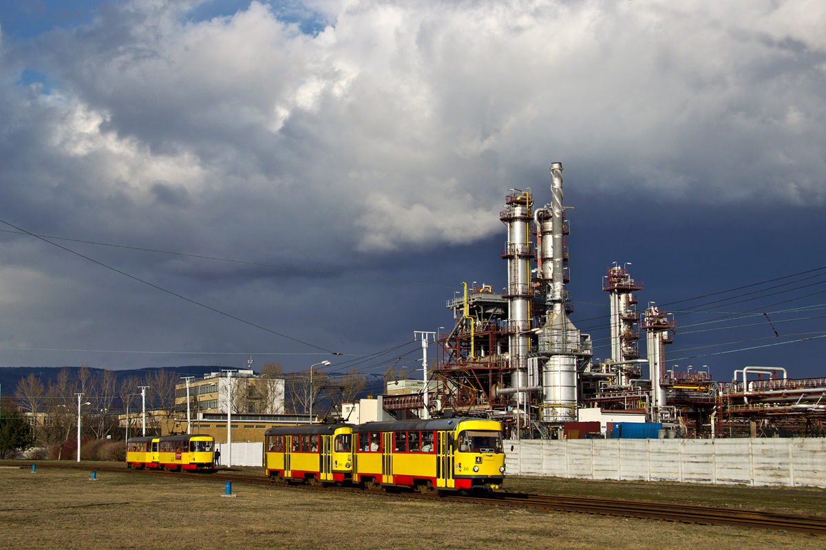 Мост ― Литвинов, Tatra T3M.3 № 243