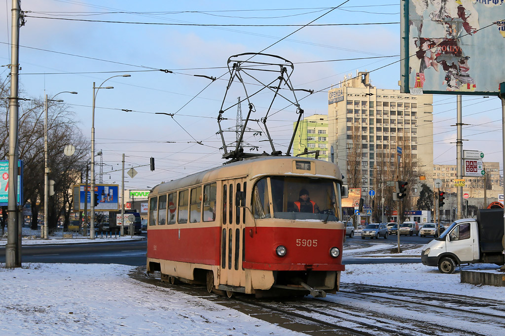 Киев, Tatra T3SU (двухдверная) № 5905 Киев, Tatra T3SU (двухдверная) № 5905