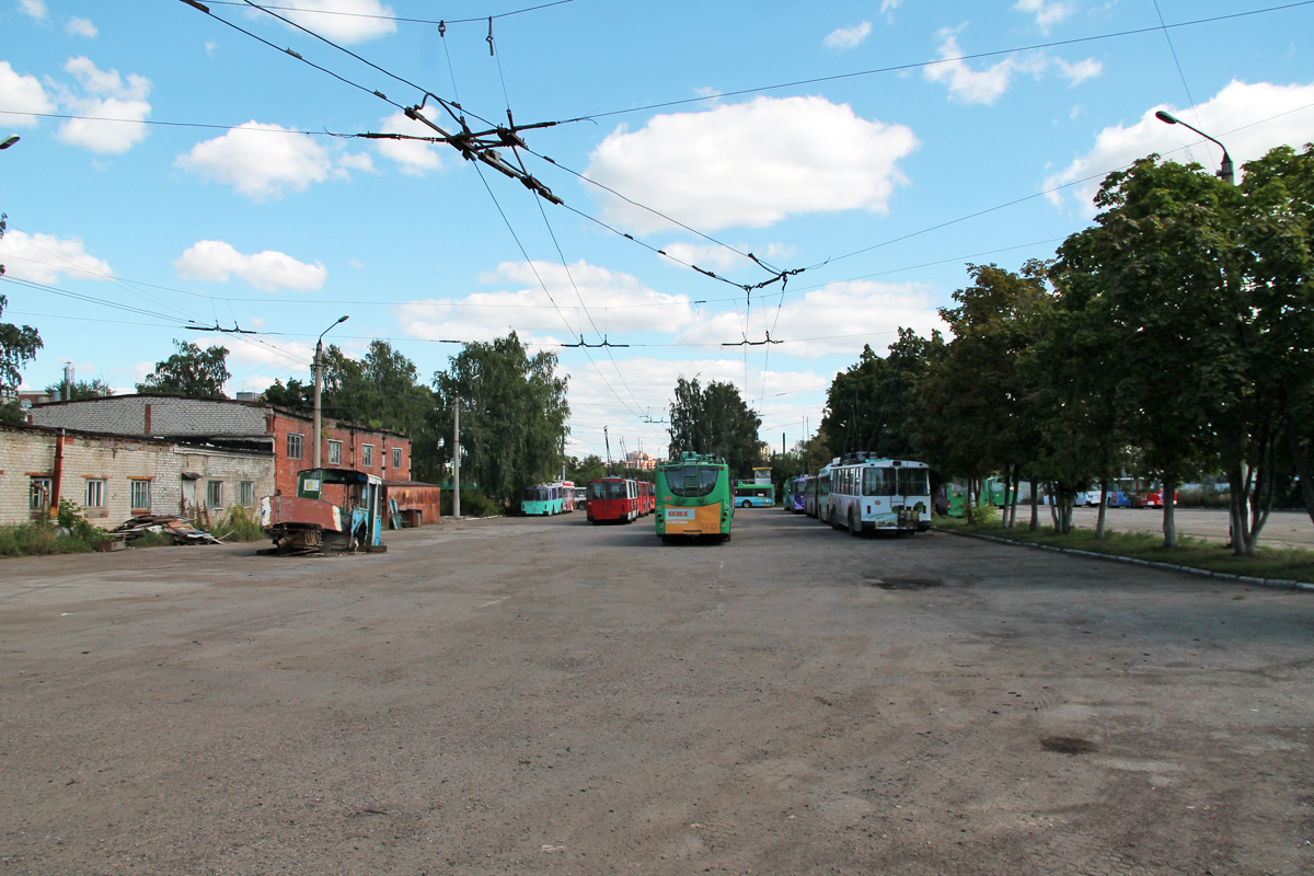 Казань, ЗиУ-682В [В00] № 2224; Казань — Троллейбусное депо № 2