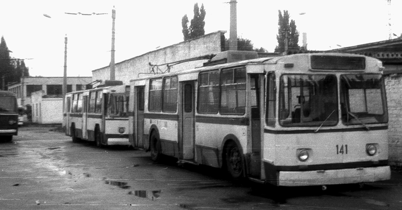 Черкассы, ЗиУ-682Б № 141; Черкассы — Исторические фотографии (до 2000г.)