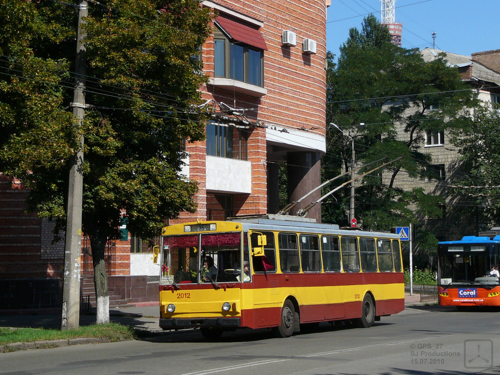 Киев, Škoda 14Tr02/6 № 2012