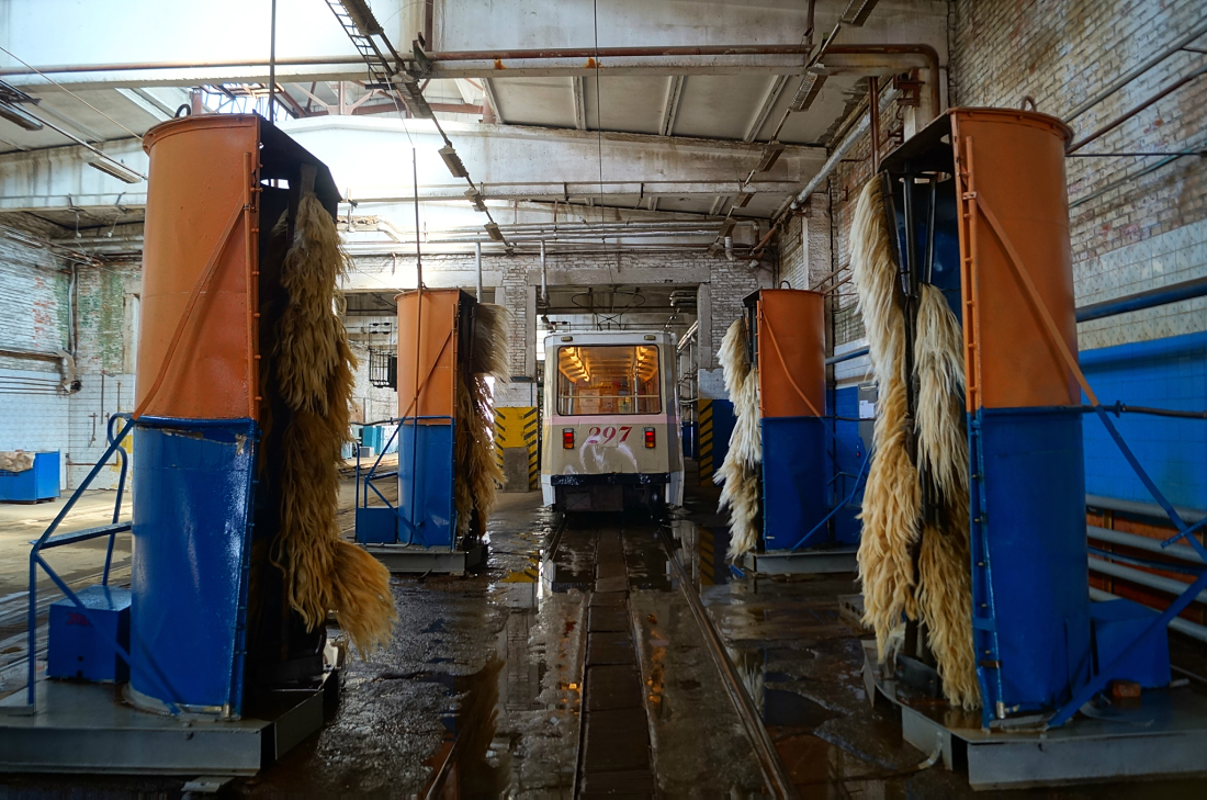 Владивосток, 71-605 (КТМ-5М3) № 297