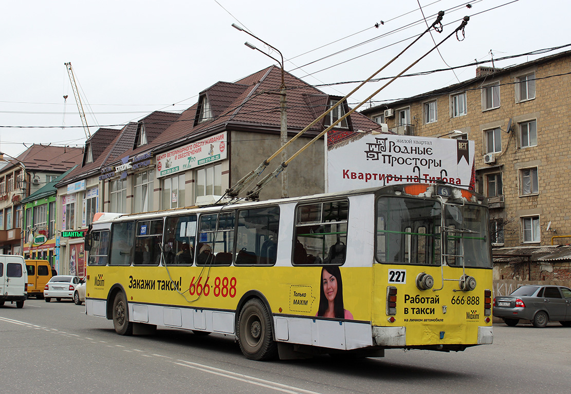 Махачкала, ЗиУ-682Г-016.05 № 227