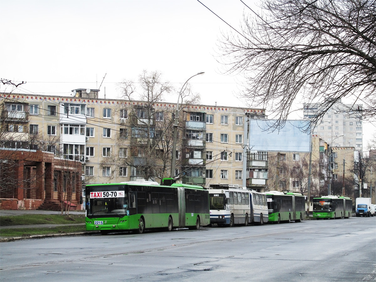 Харьков, ЛАЗ E301D1 № 2215