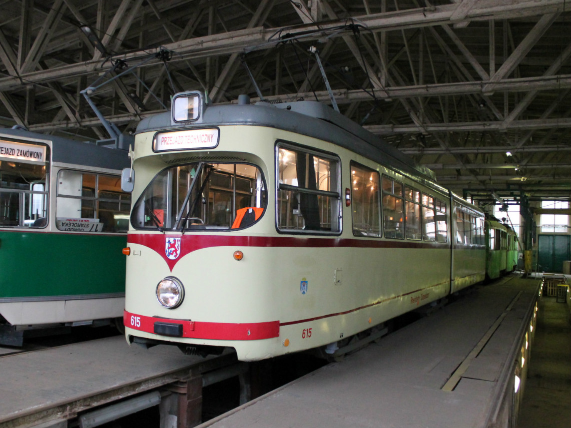 Познань, Duewag GT6 № 615