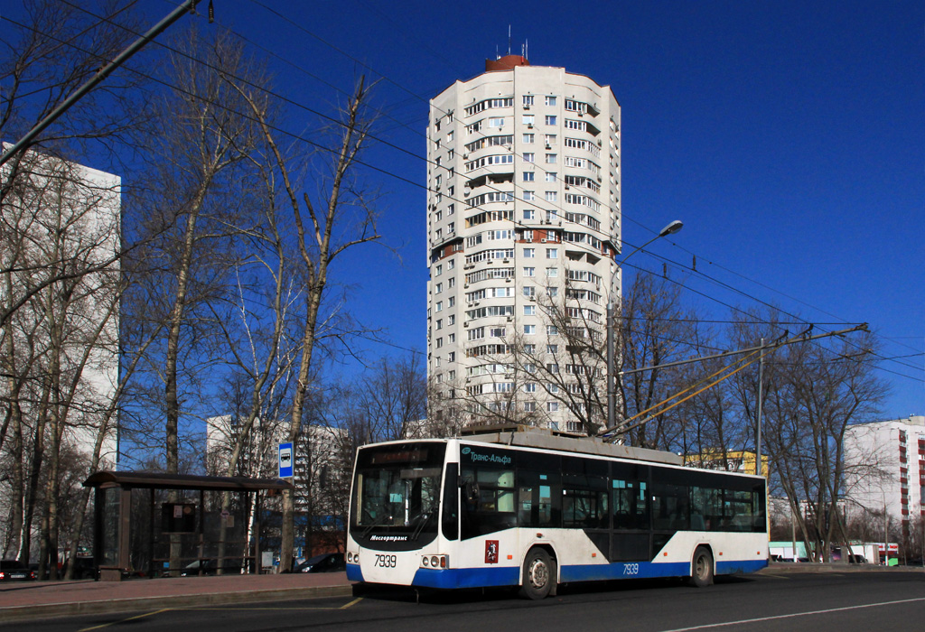 Moskva, VMZ-5298.01 “Avangard” č. 7939