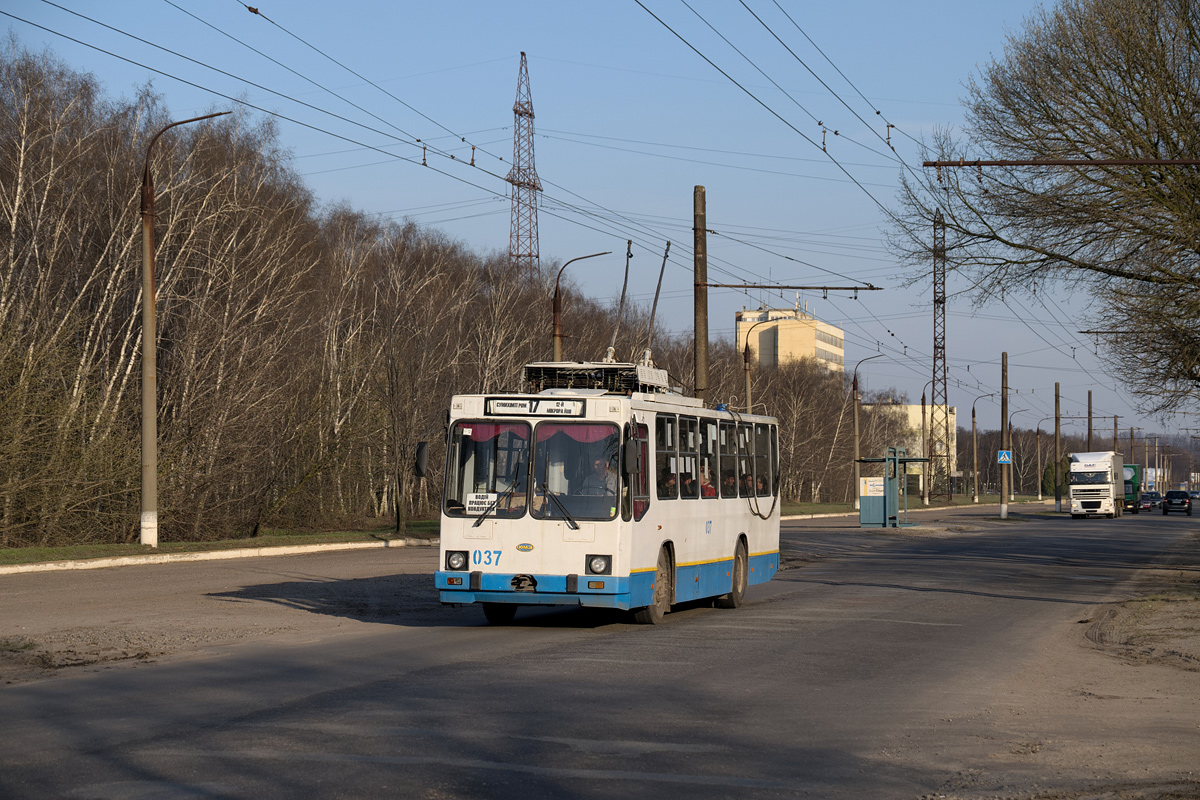 Сумы, ЮМЗ Т2 № 037