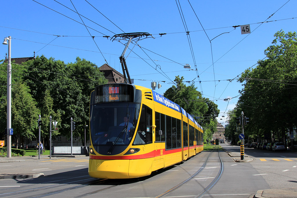 Базель, Stadler Tango ER Be 6/10 № 157