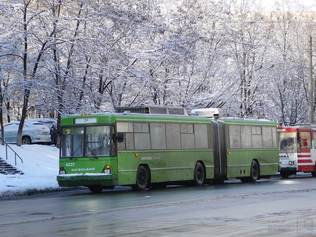 Kijów, Kyiv-12.03 Nr 4037