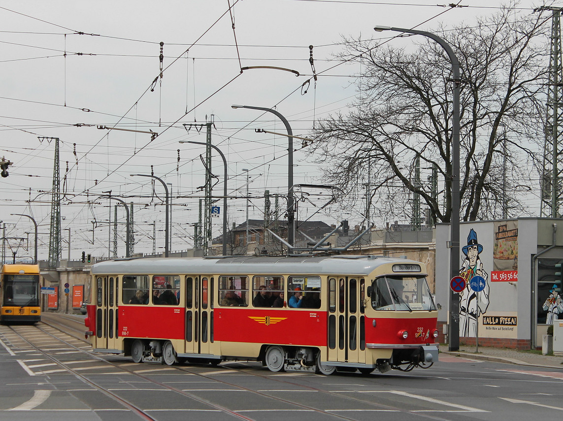 Дрезден, Tatra T4D № 222 998 (201 315); Дрезден — Вагоны без видимых номеров