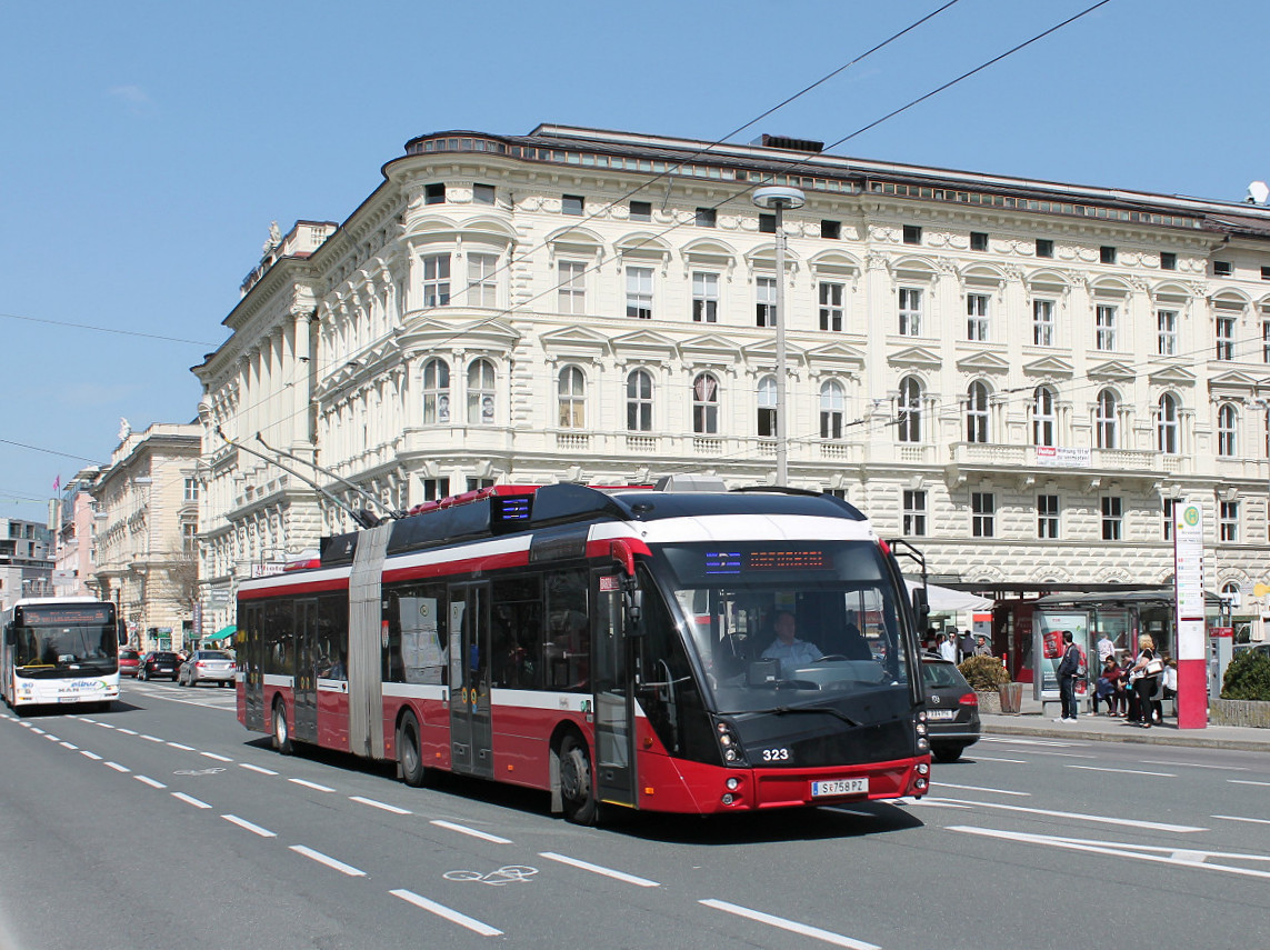 Зальцбург, Solaris Trollino III 18 AC MetroStyle № 323