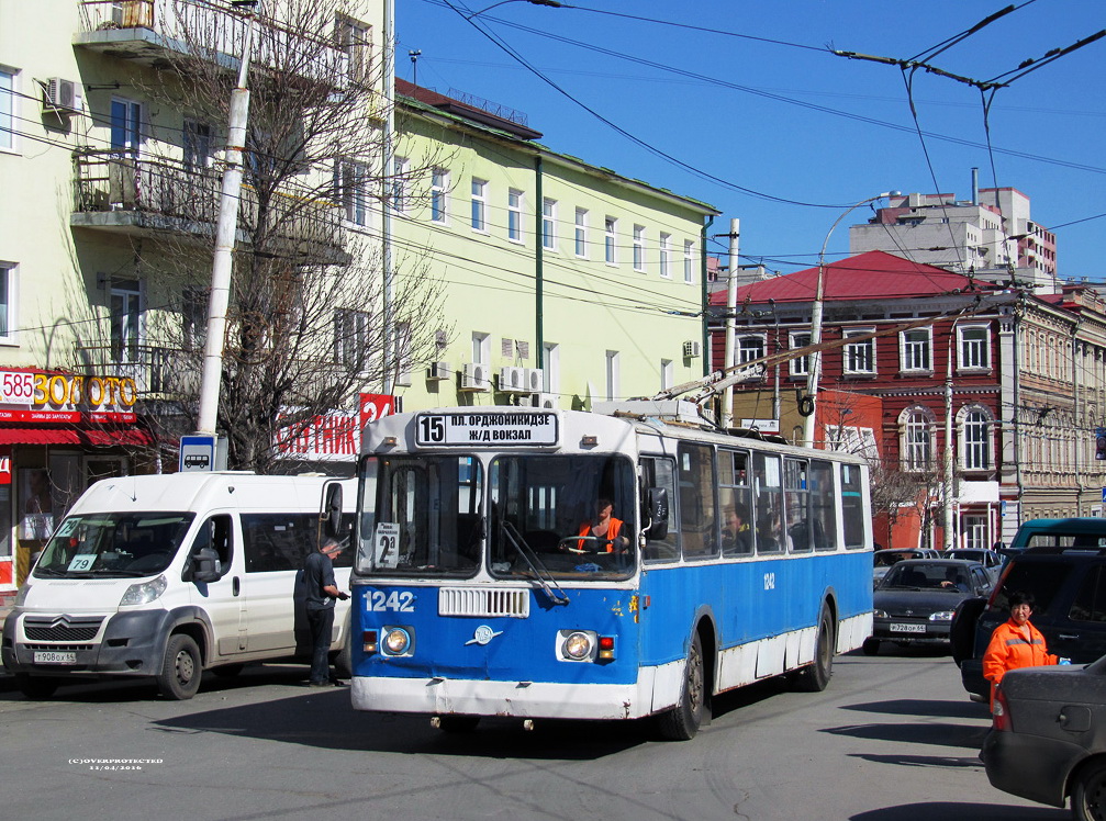 Саратов, ЗиУ-682Г-012 [Г0А] № 1242