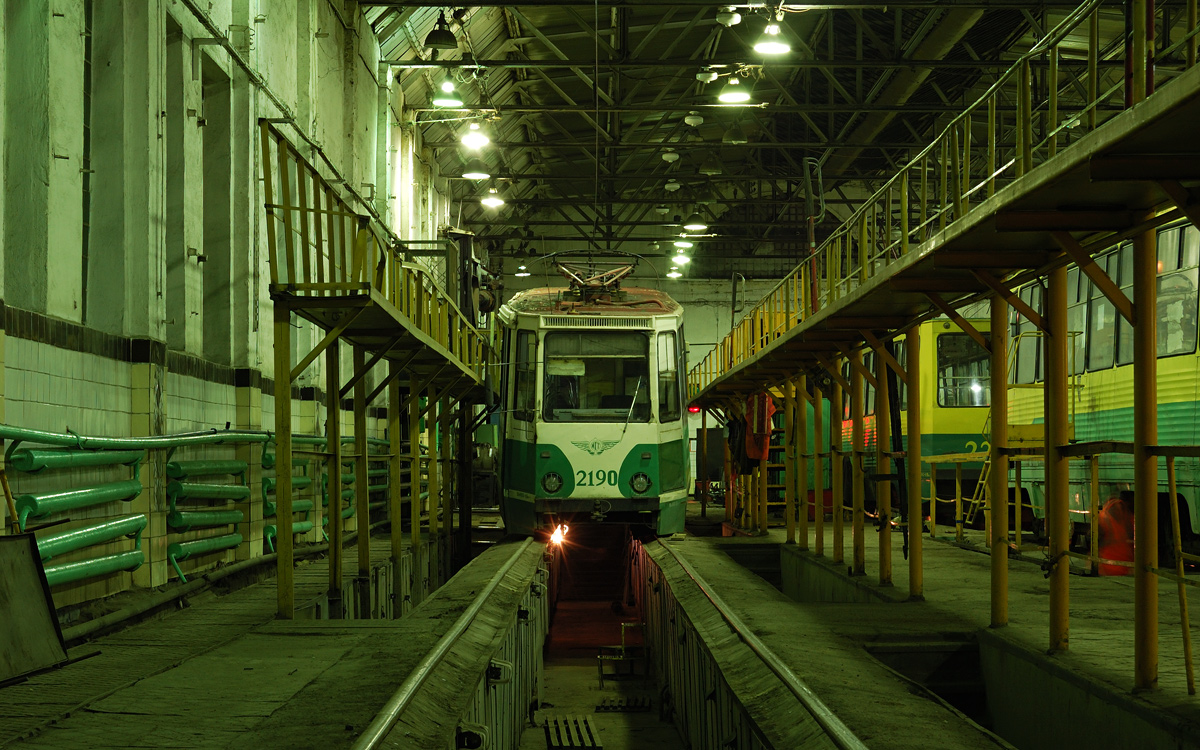 Magnitogorsk, 71-605 (KTM-5M3) Br. 2190