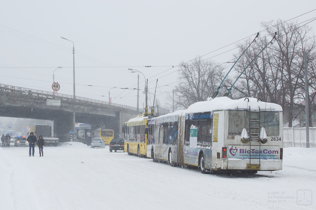 Киев, ЛАЗ E301D1 № 2634; Киев — Снегопад 22-24 марта 2013