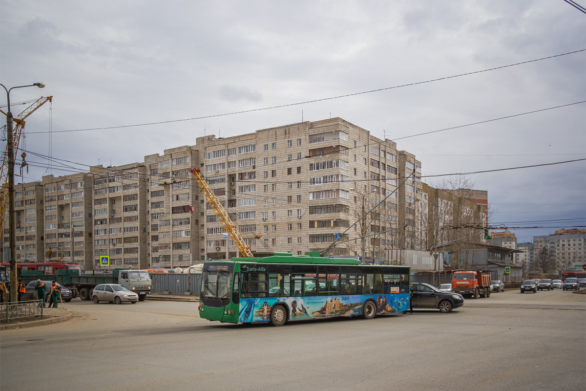 Казань, ВМЗ-5298.01 «Авангард» № 2111