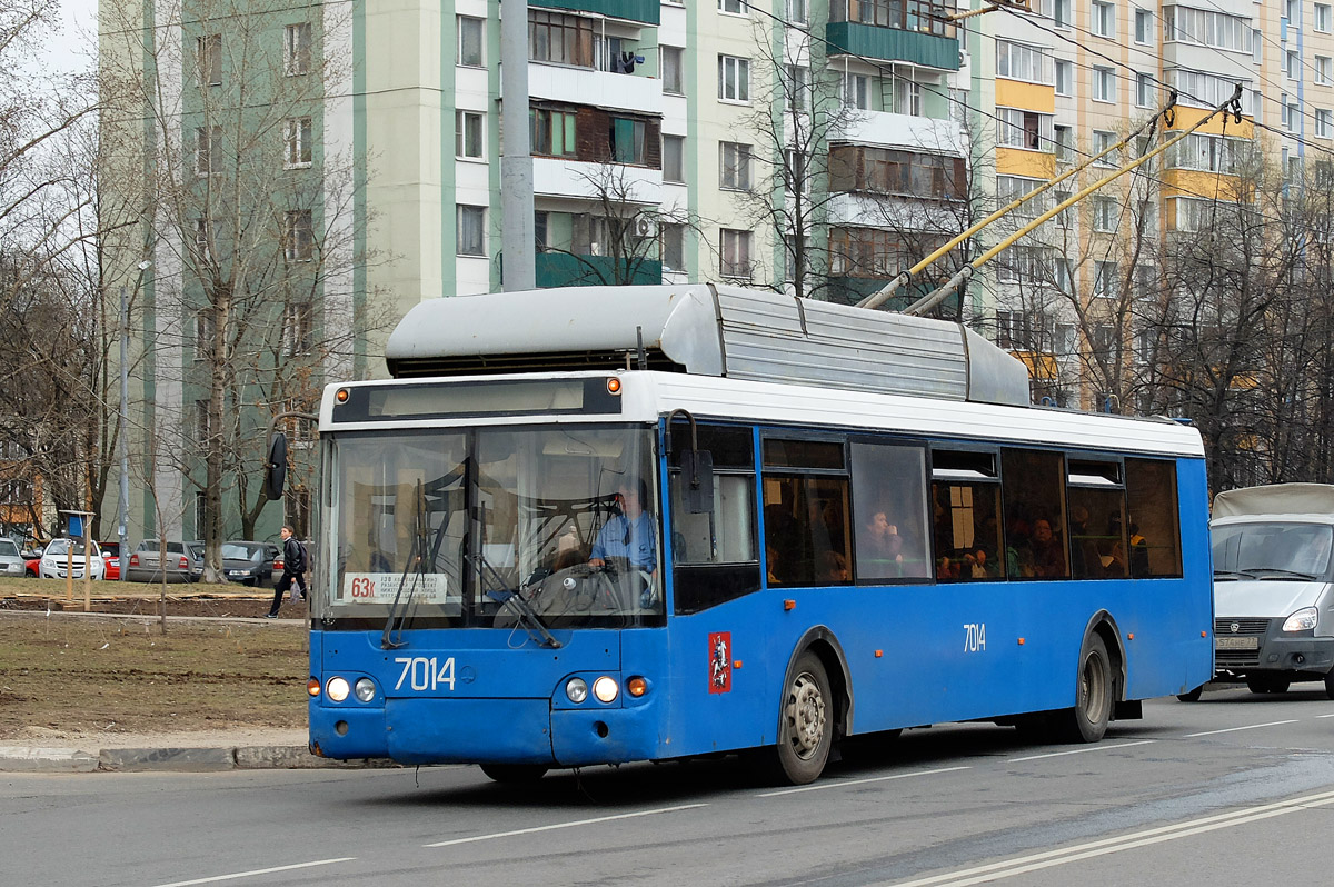Moskva, TMZ-5235 č. 7014 Moskva, TMZ-5235 č. 7014