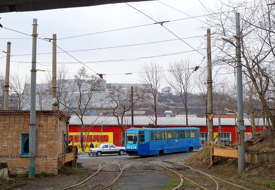 Wladiwostok, 71-608K Nr. 301