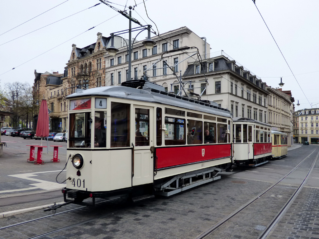 Halle-sur-Saale, Lindner/SSW 2-axle motor car N°. 401; Halle-sur-Saale — Anniversary: 125 years of electric tramways in Halle (17.04.2016) • Jubiläum: 125 Jahre elektrische Straßenbahn in Halle (17.04.2016)