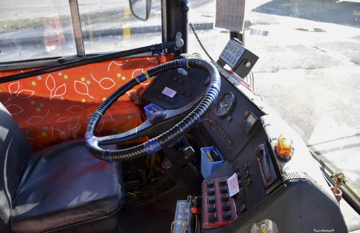 Kyjev, YMZ T2 č. 4238