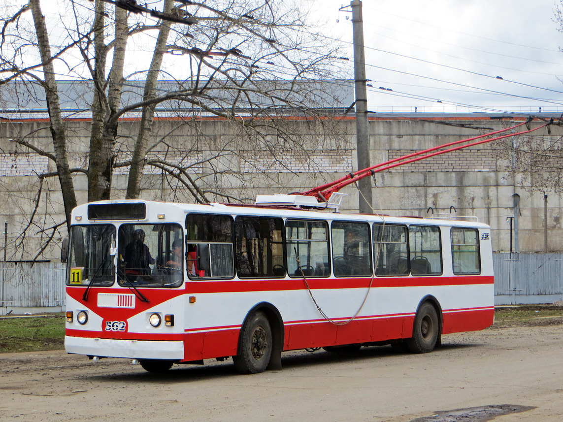 Киров, ЗиУ-682Г (СЗТМ) № 562