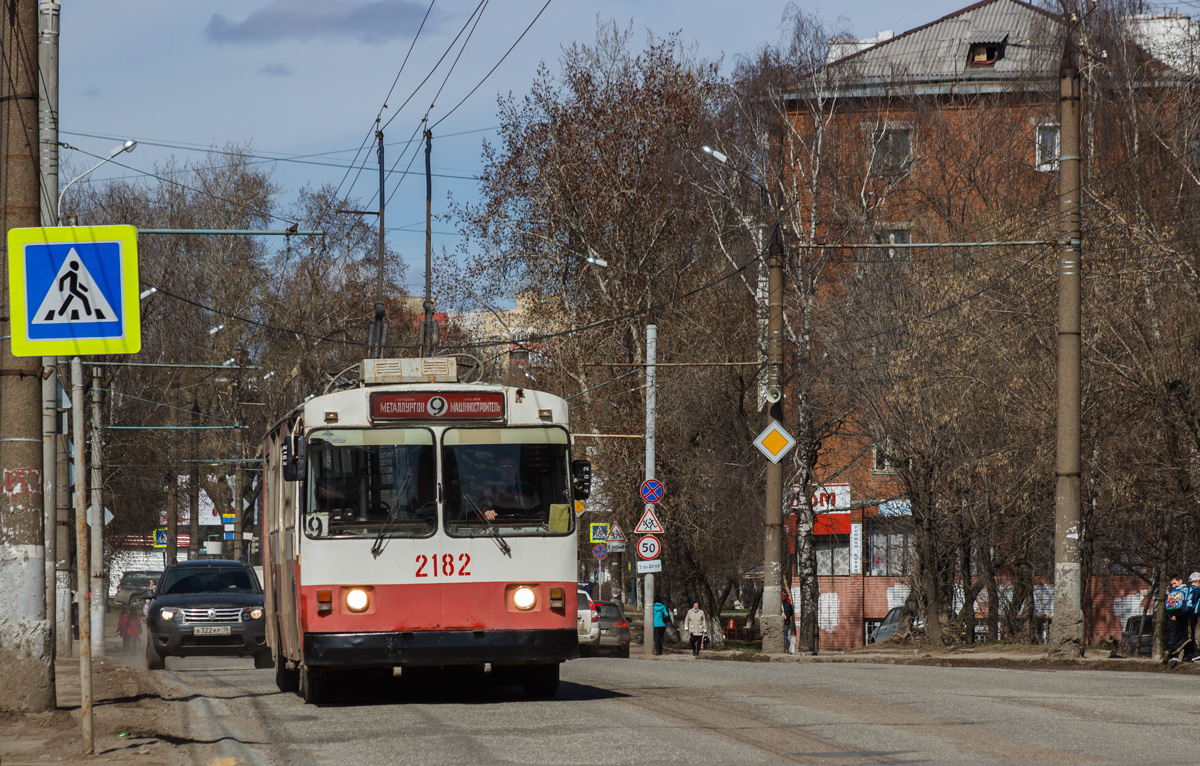Ижевск, ЗиУ-682В [В00] № 2182