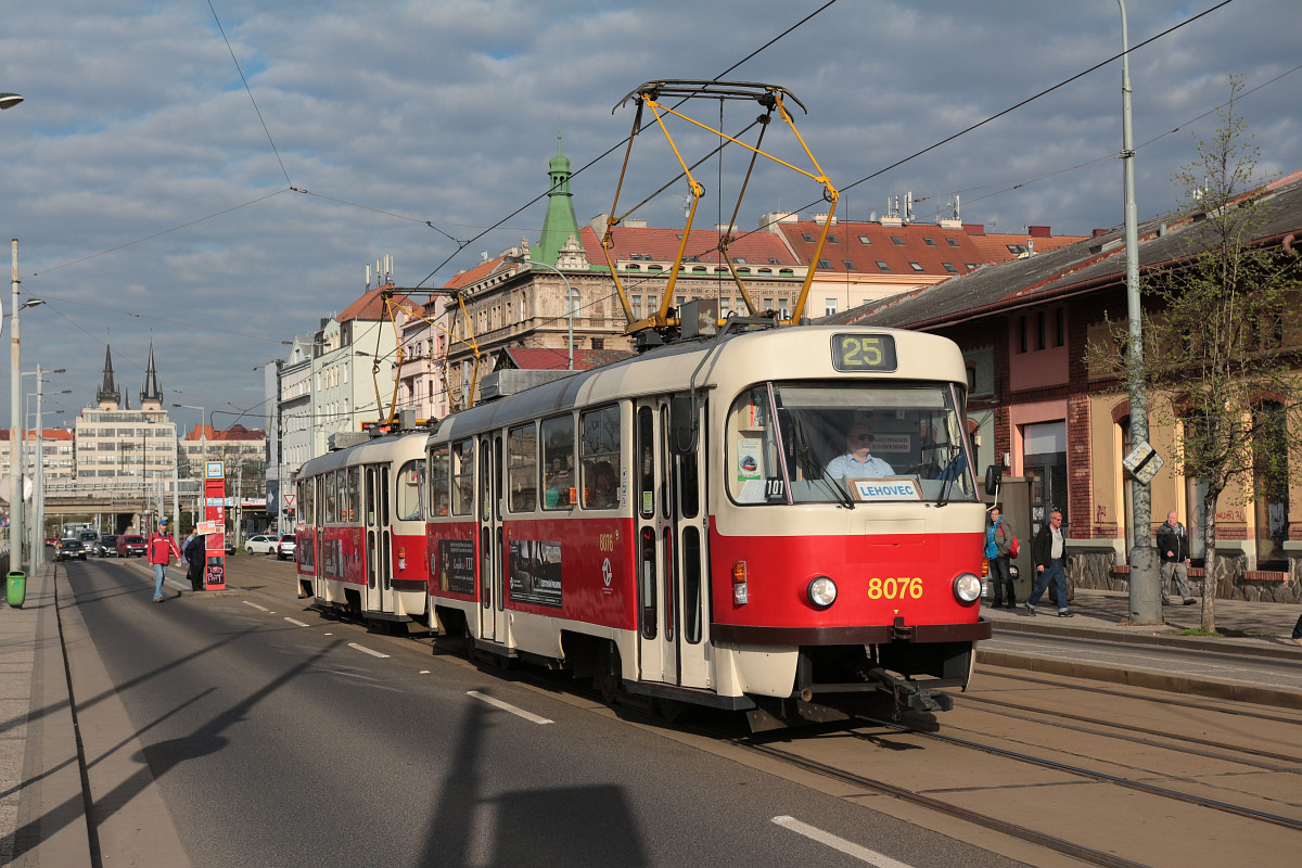 Прага, Tatra T3M2-DVC № 8076