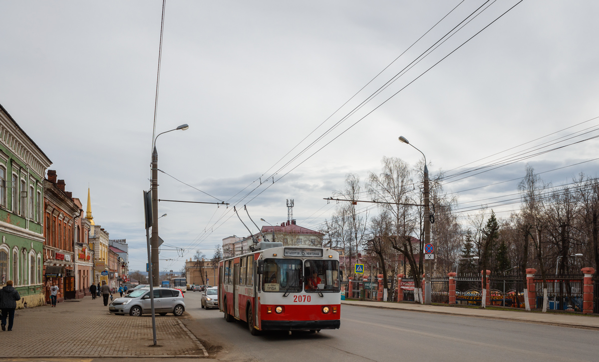 Ижевск, ЗиУ-682В [В00] № 2070