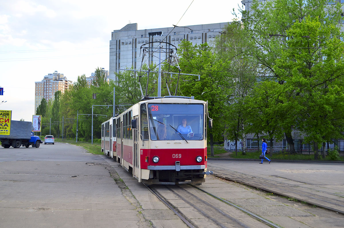Киев, Tatra T6B5SU № 069