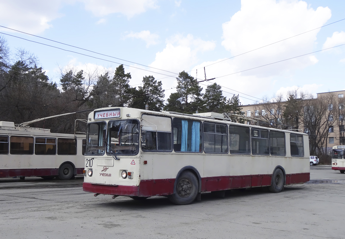 Cseljabinszk, ZiU-682G [G00] — 210