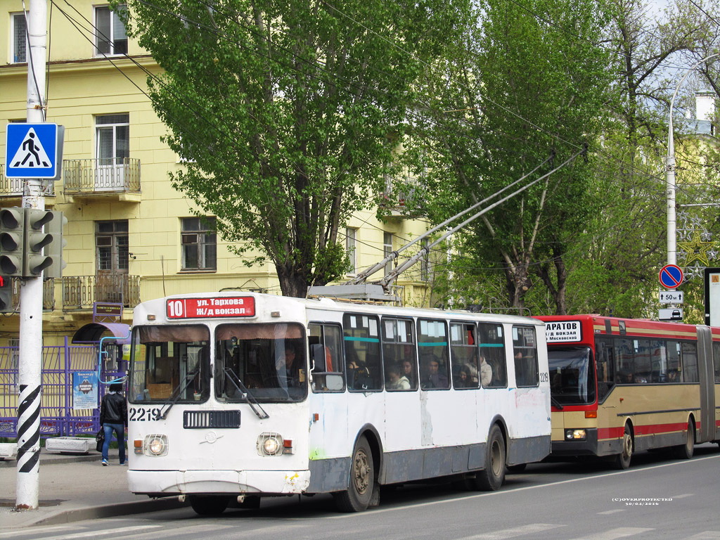 Саратов, ЗиУ-682Г-016 (012) № 2219