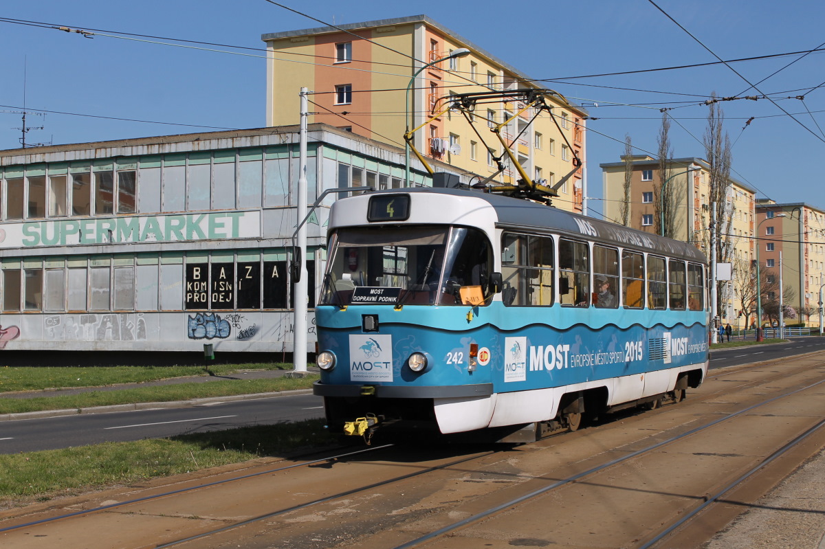 Мост ― Литвинов, Tatra T3M.3 № 242
