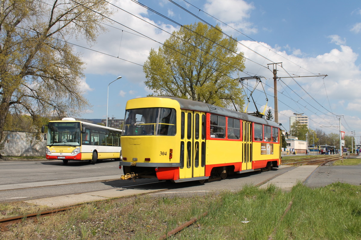 Мост ― Литвинов, Tatra T3M.3 № 304