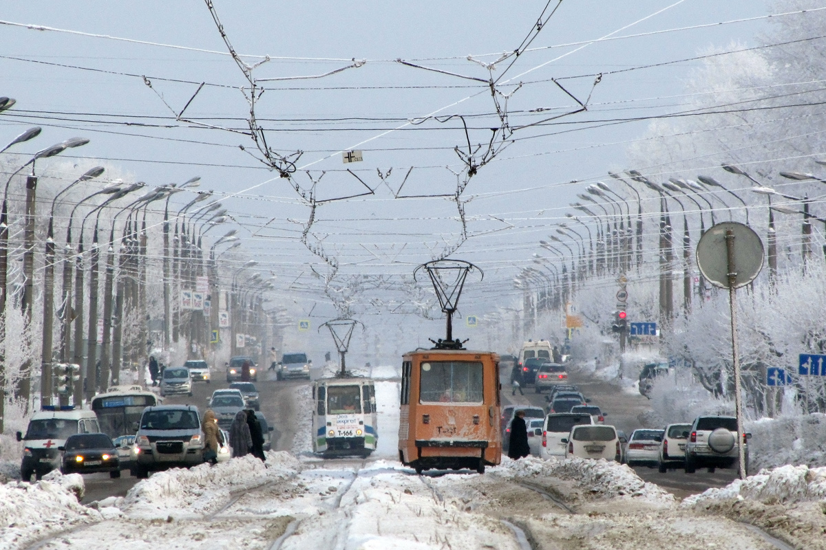Ангарск, 71-605 (КТМ-5М3) № 111 Ангарск, 71-605 (КТМ-5М3) № 111