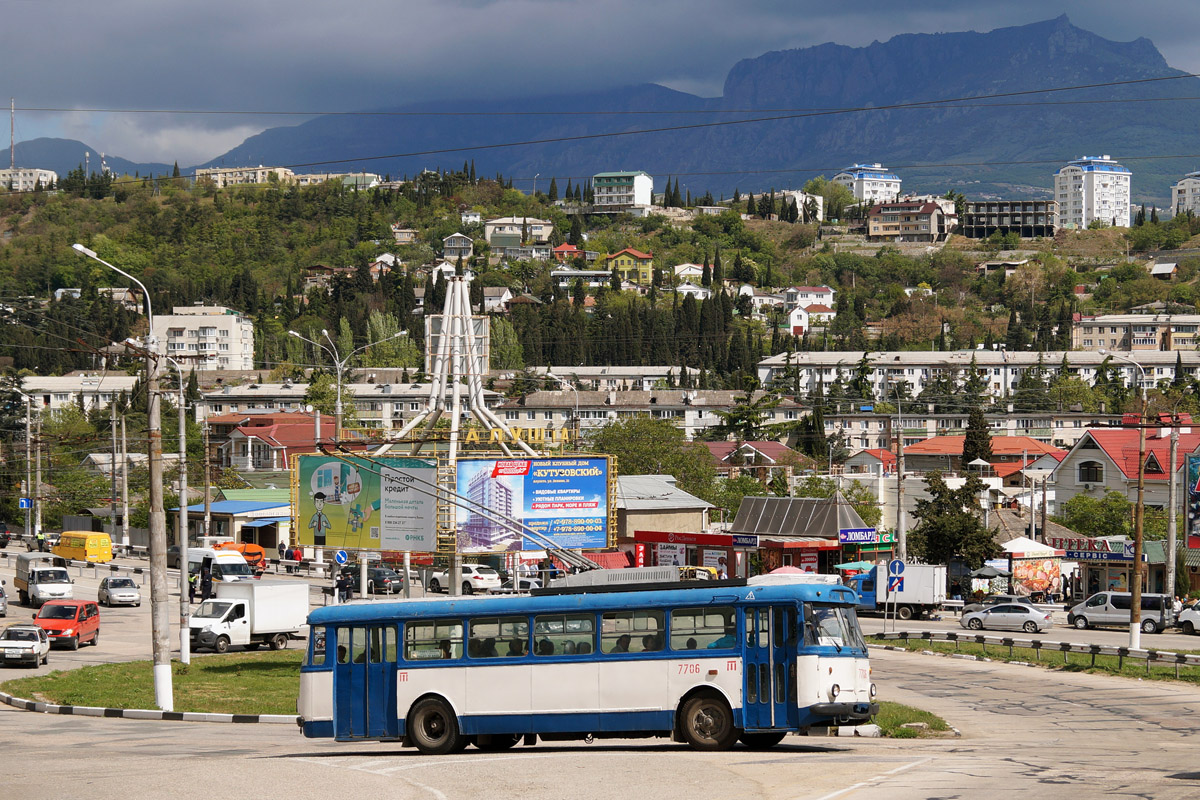 Крымский троллейбус, Škoda 9TrH27 № 7706