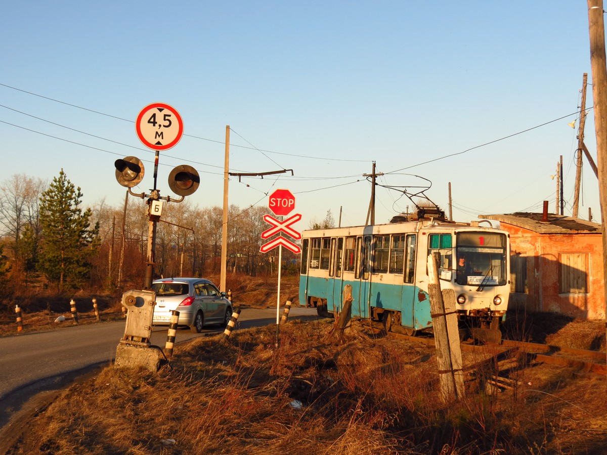 Wołczańsk, 71-608KM Nr 1