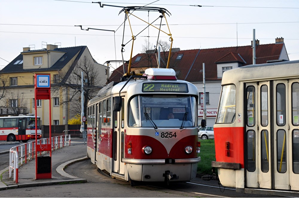 Prague, Tatra T3R.PLF Br. 8254