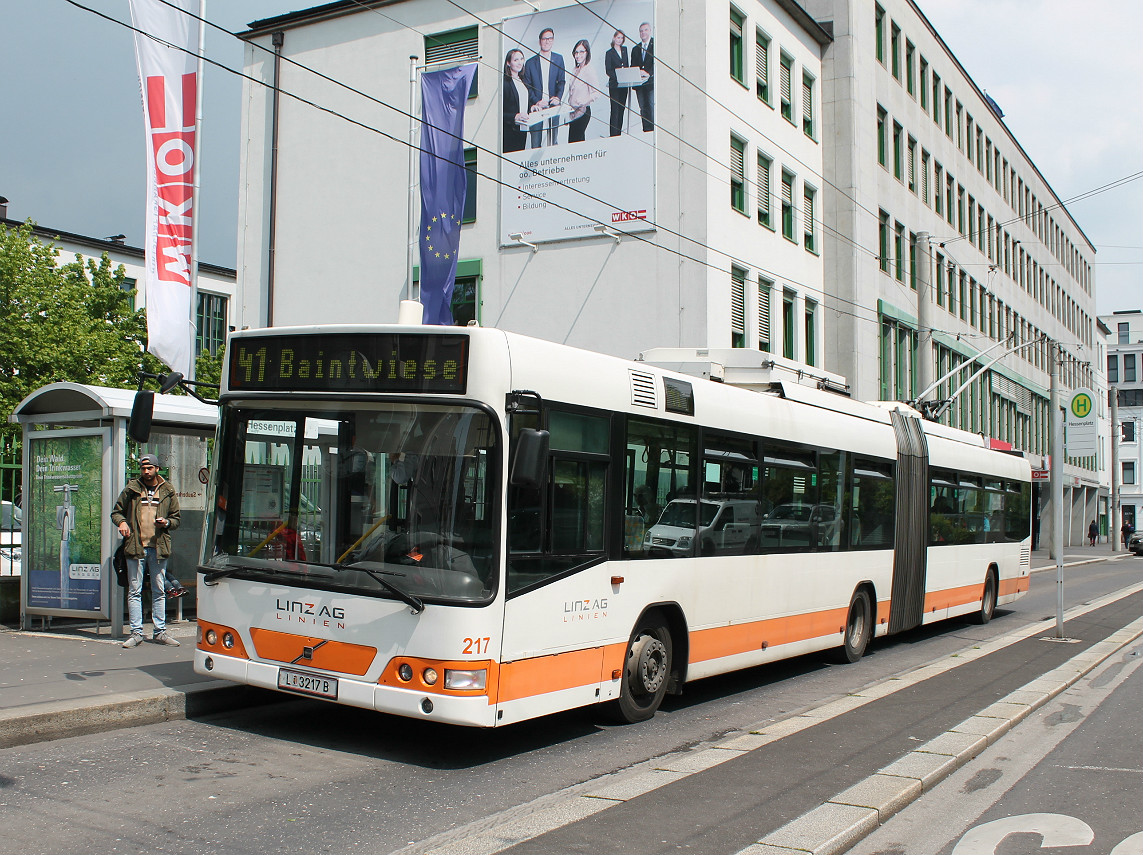 Linz, Volvo V 7000 AT Br. 217