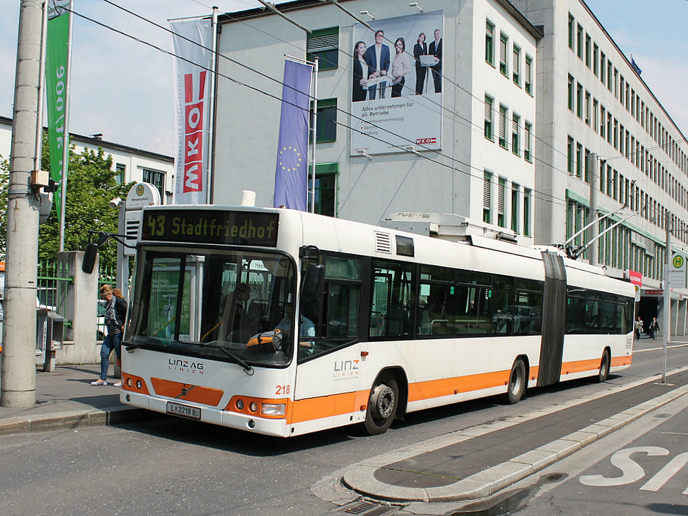 Линц, Volvo V 7000 AT № 218