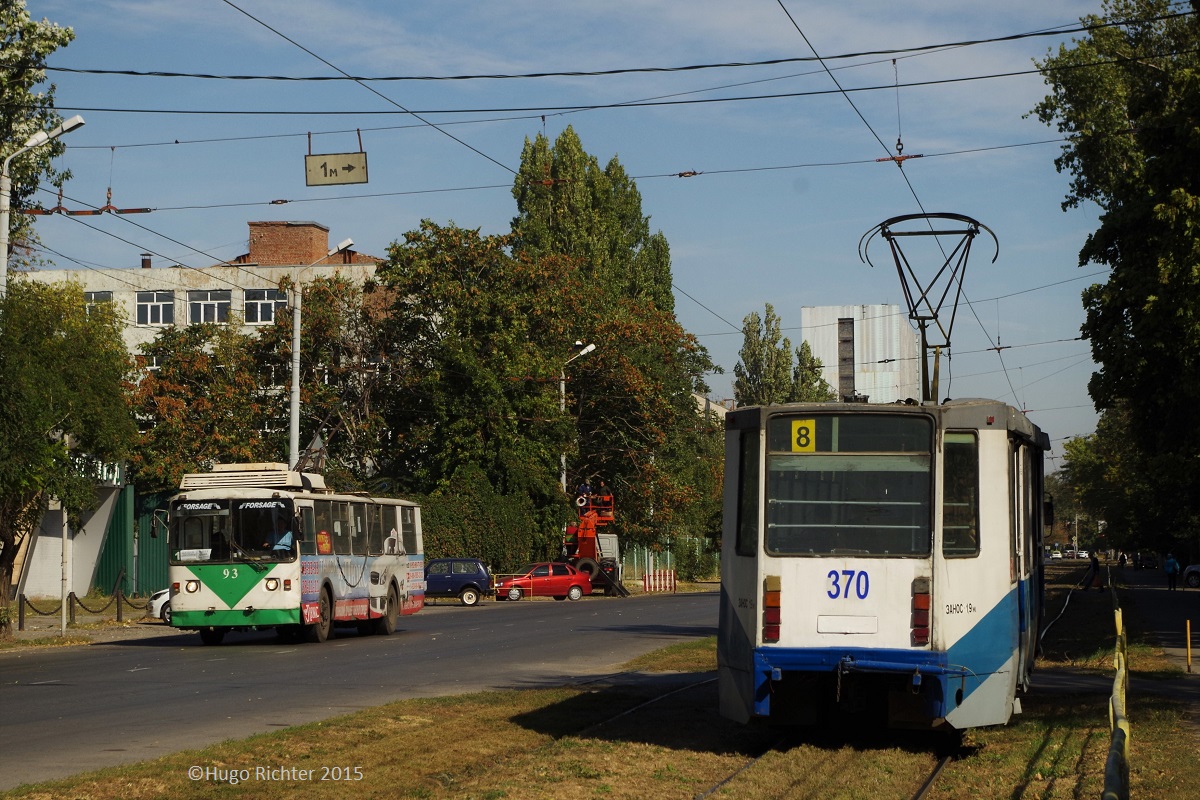 Таганрог, ВЗТМ-5284.02 № 93; Таганрог, 71-608К № 370 Таганрог, ВЗТМ-5284.02 № 93; Таганрог, 71-608К № 370