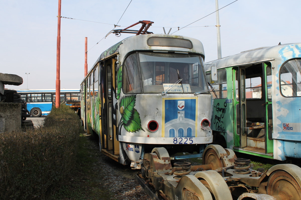 Осиек, Tatra T3YU № 8225