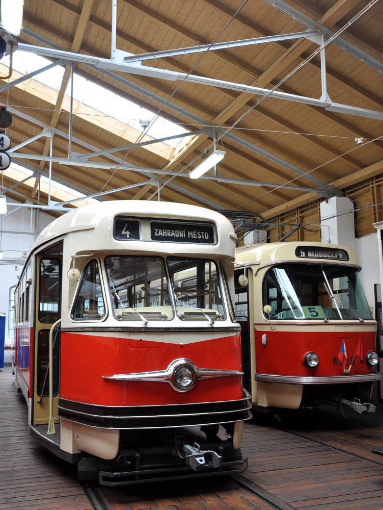 Praha, Tatra T2 nr. 6002