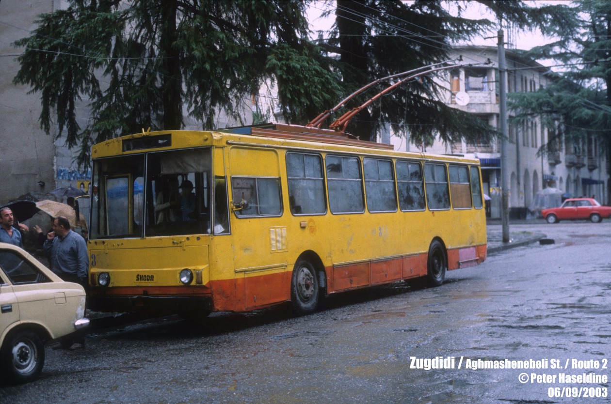 Зугдиди, Škoda 14Tr11/6 № 3