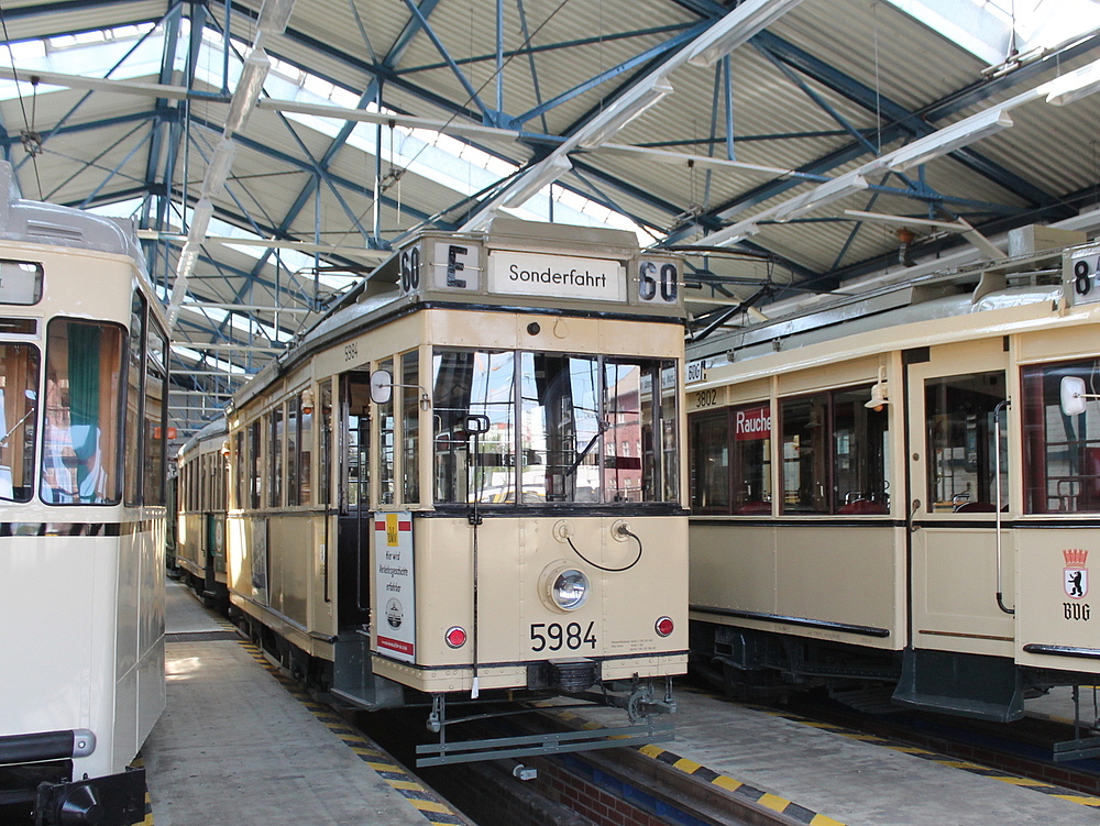 Берлин, BVG T 24/49 № 5984