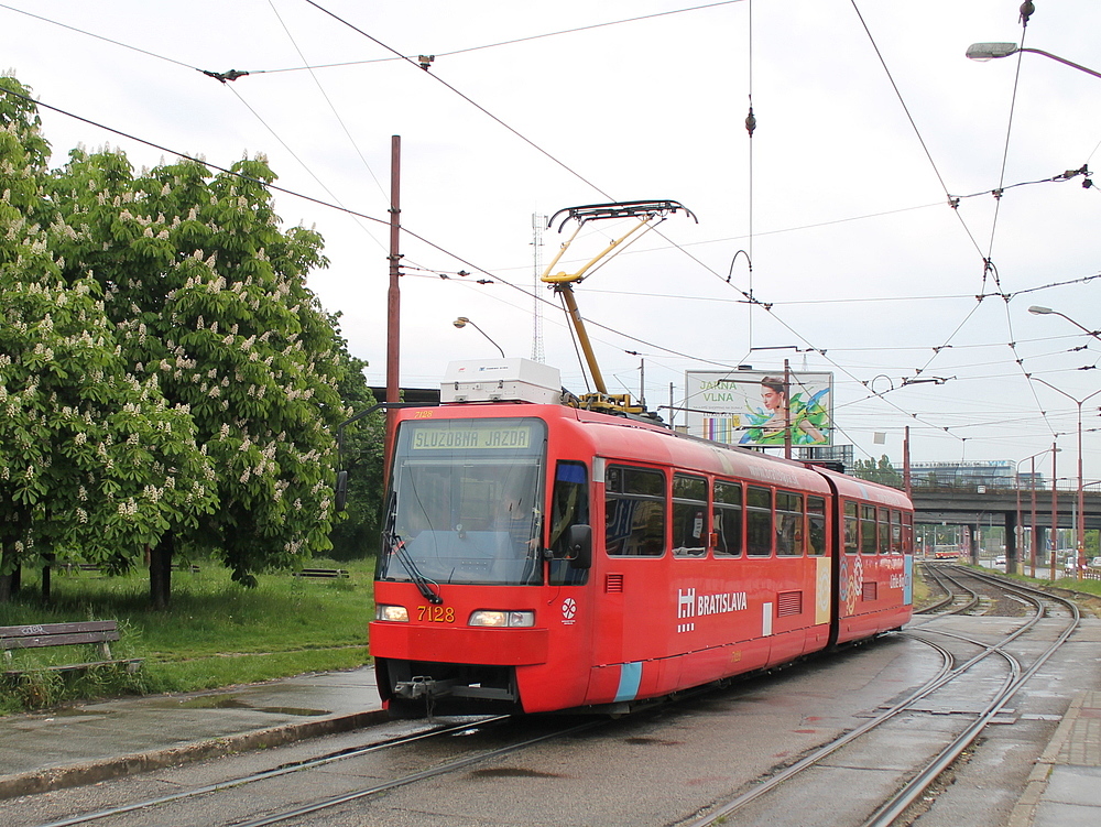 Братислава, Tatra K2S № 7128
