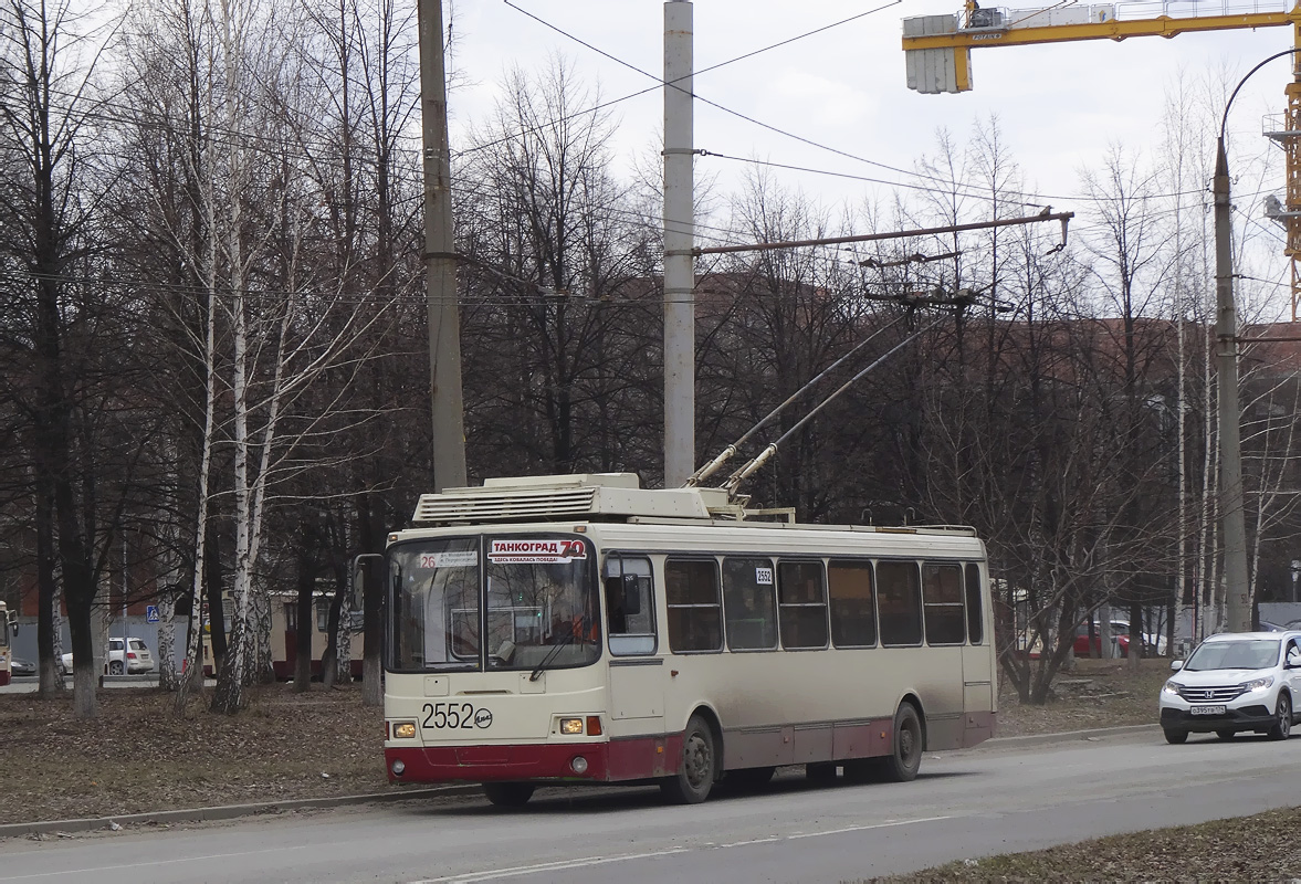 Челябинск, ЛиАЗ-5280 (ВЗТМ) № 2552 Челябинск, ЛиАЗ-5280 (ВЗТМ) № 2552