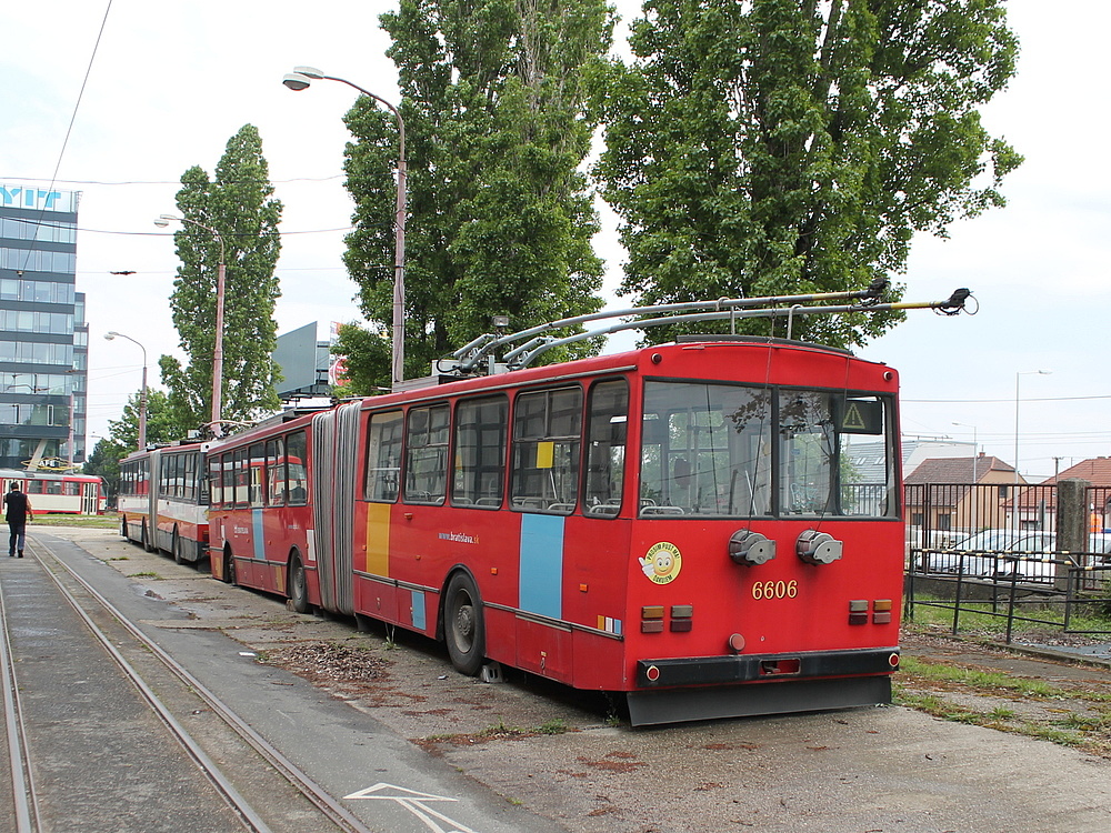 Братислава, Škoda 15Tr07/6 № 6606