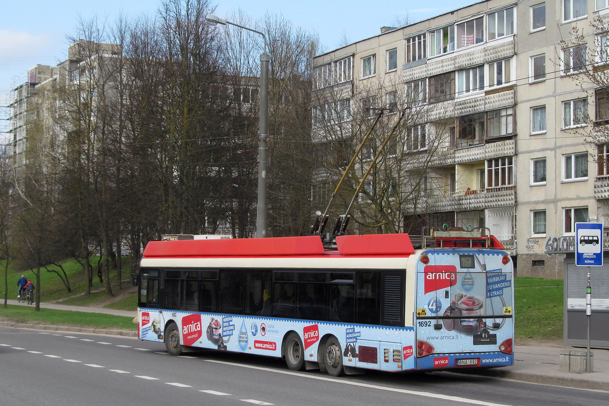 Vilnius, Solaris Trollino II 15 AC № 1692